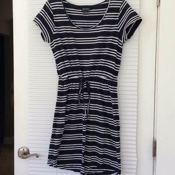 Lucky Brand Dresses & Skirts - Lucky Brand Navy & White Dress Size S